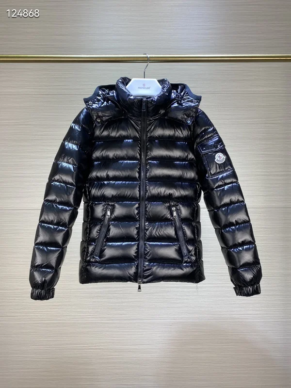 Moncler sz1-5 26yr12 (1)